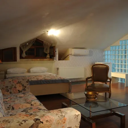 Отель Casa *