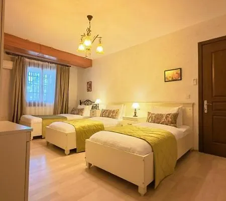 Casa By Kirte Hotel *