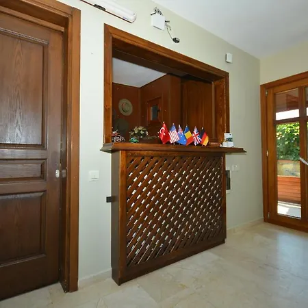 Отель Casa Эджеабат
