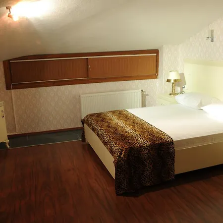 ホテル Casa By Kirte エジェアバト