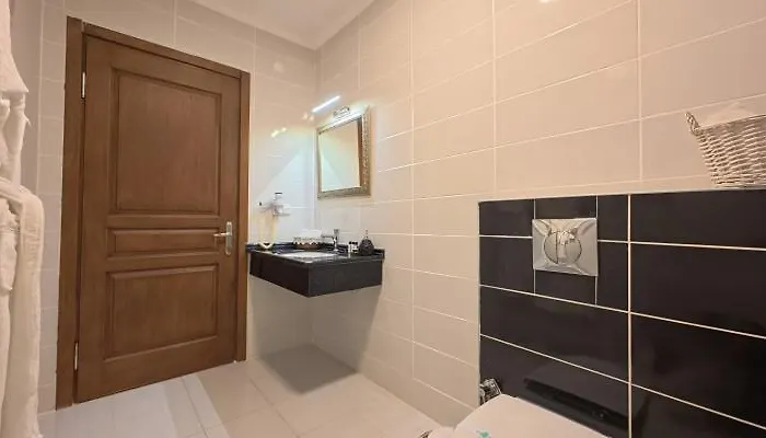 Casa By Kirte Отель Эджеабат