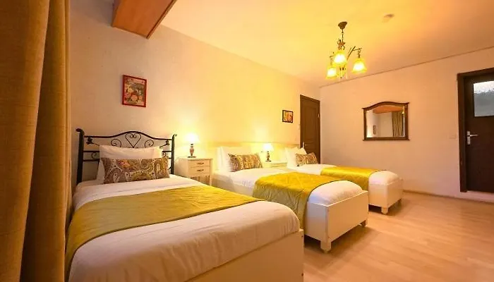 Casa By Kirte Эджеабат